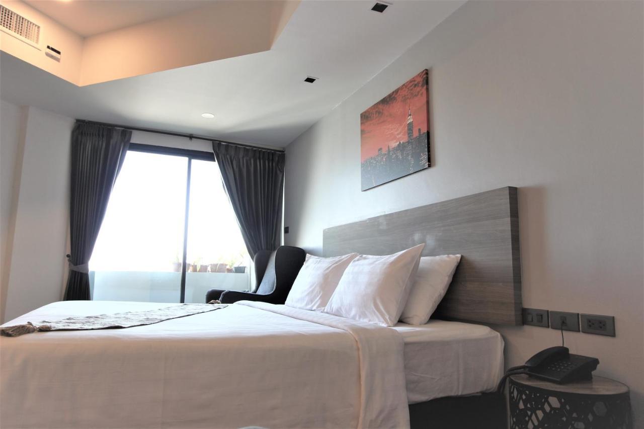 Mgrand Hotel Рой Ет Екстериор снимка
