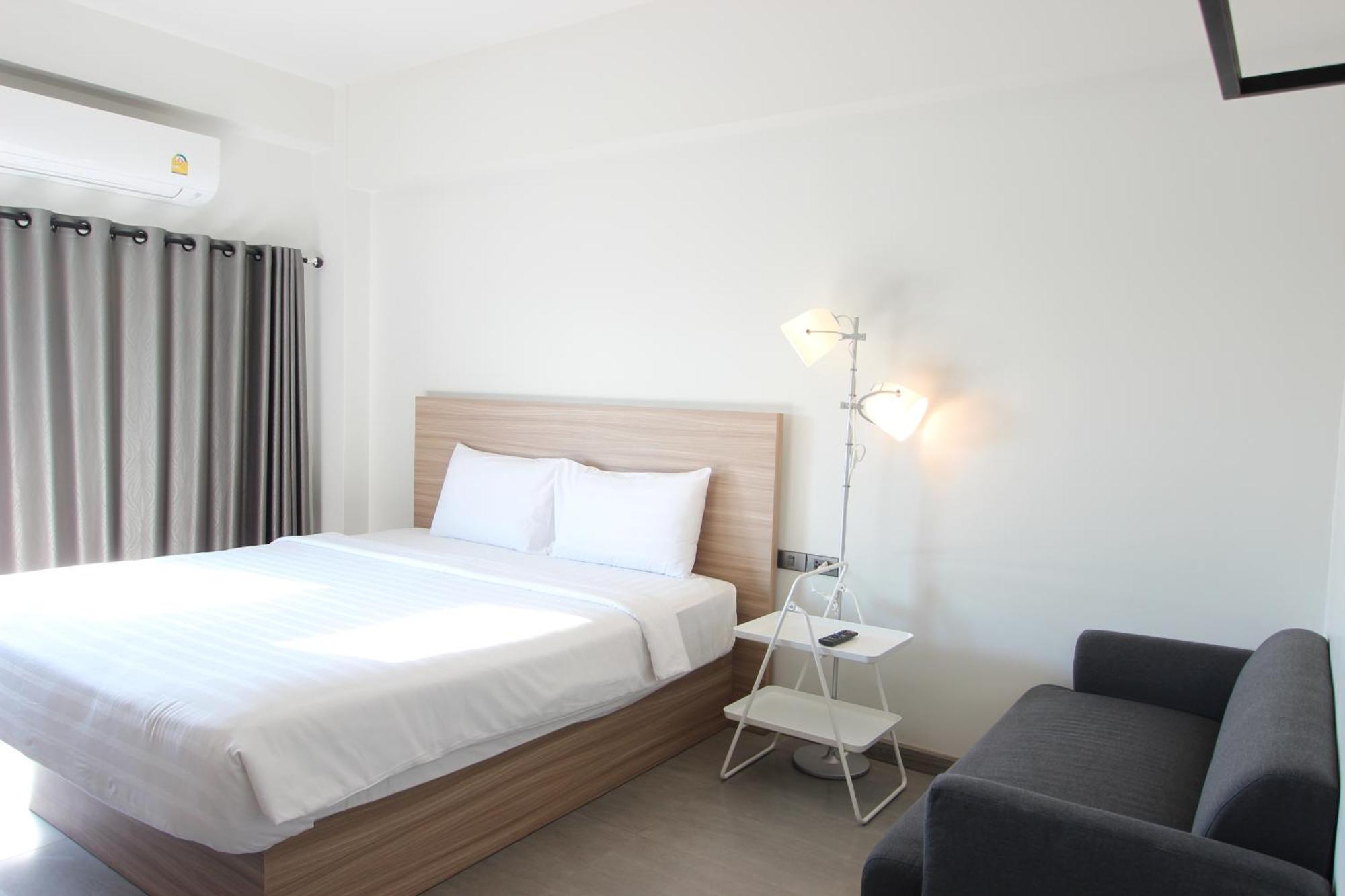 Mgrand Hotel Рой Ет Екстериор снимка