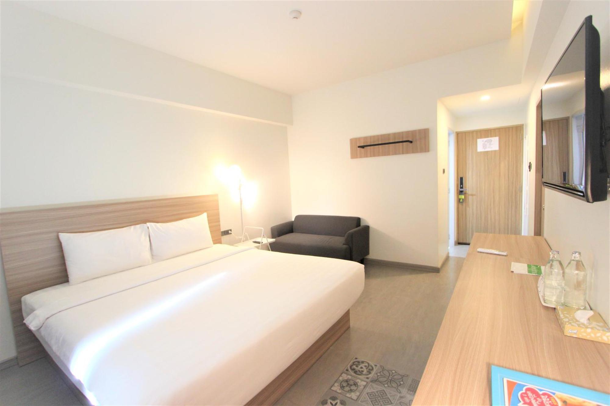 Mgrand Hotel Рой Ет Екстериор снимка