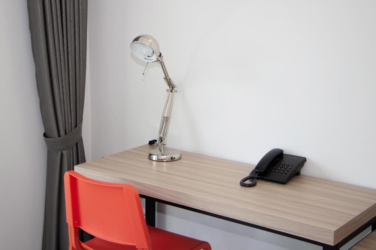 Mgrand Hotel Рой Ет Екстериор снимка