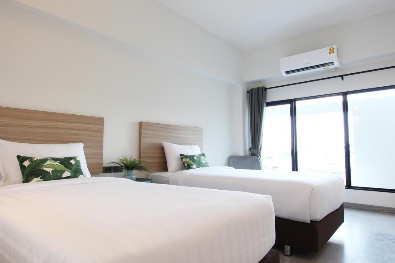 Mgrand Hotel Рой Ет Екстериор снимка