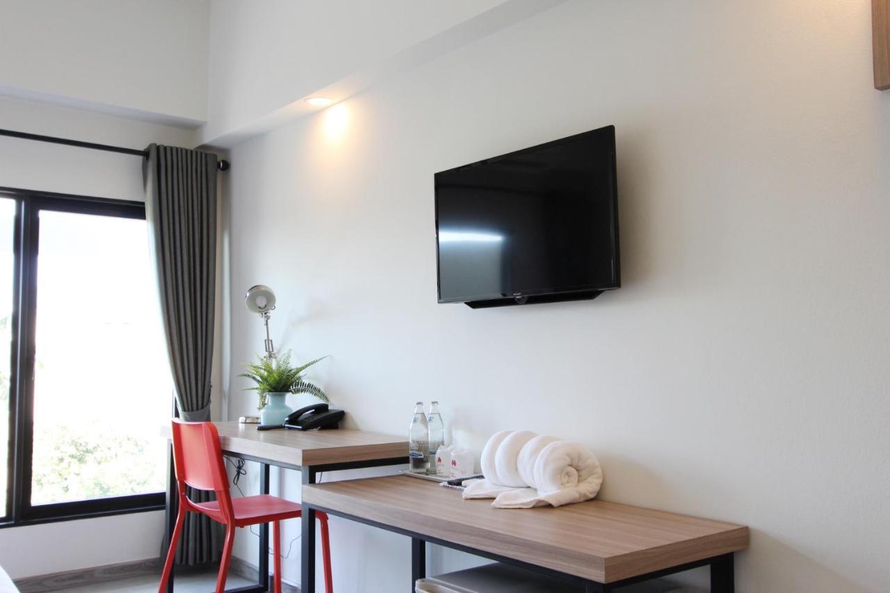 Mgrand Hotel Рой Ет Екстериор снимка