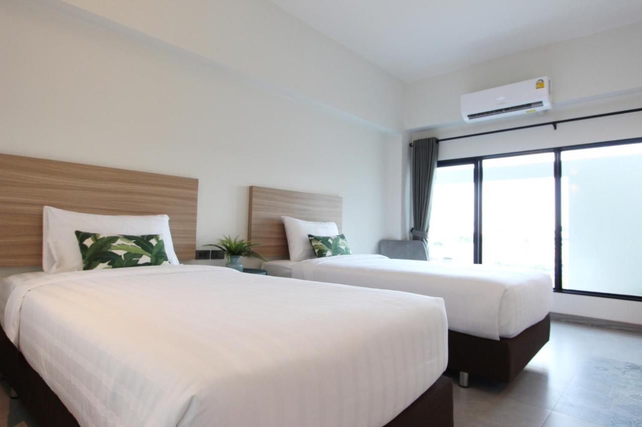 Mgrand Hotel Рой Ет Екстериор снимка