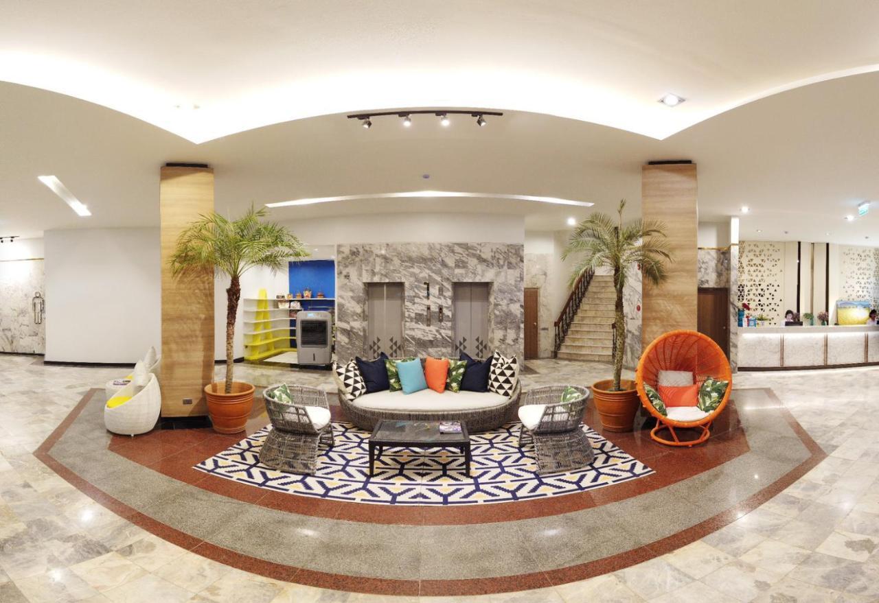 Mgrand Hotel Рой Ет Екстериор снимка